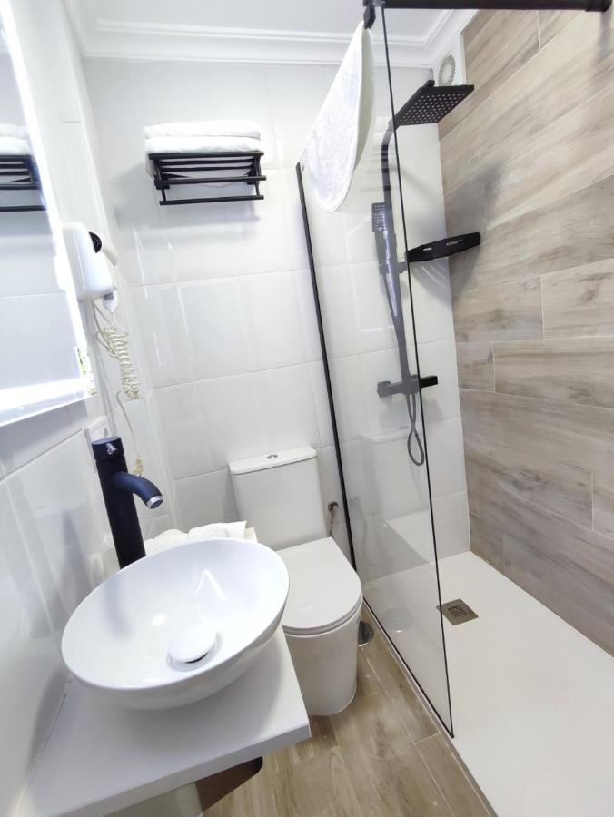 Hostal Lucy Santander Exterior foto