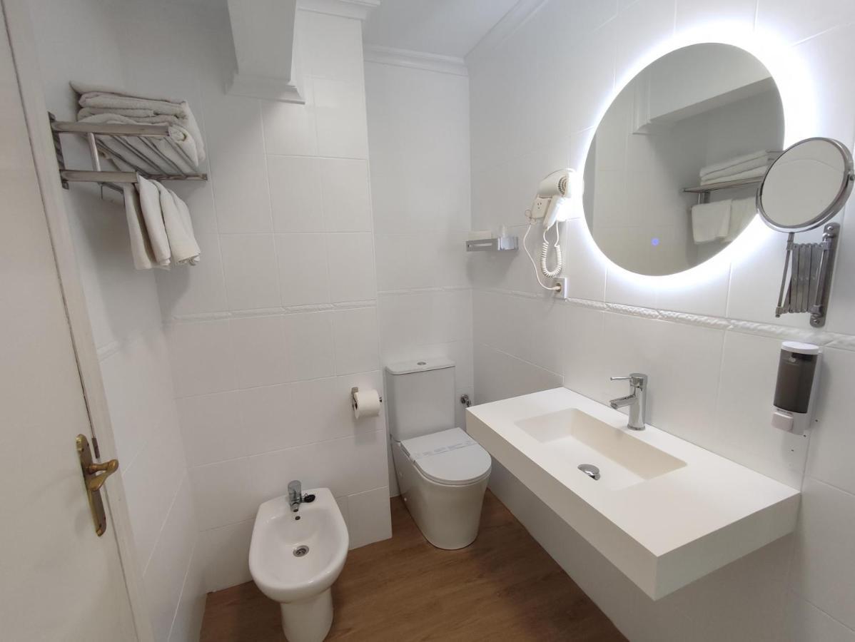 Hostal Lucy Santander Exterior foto