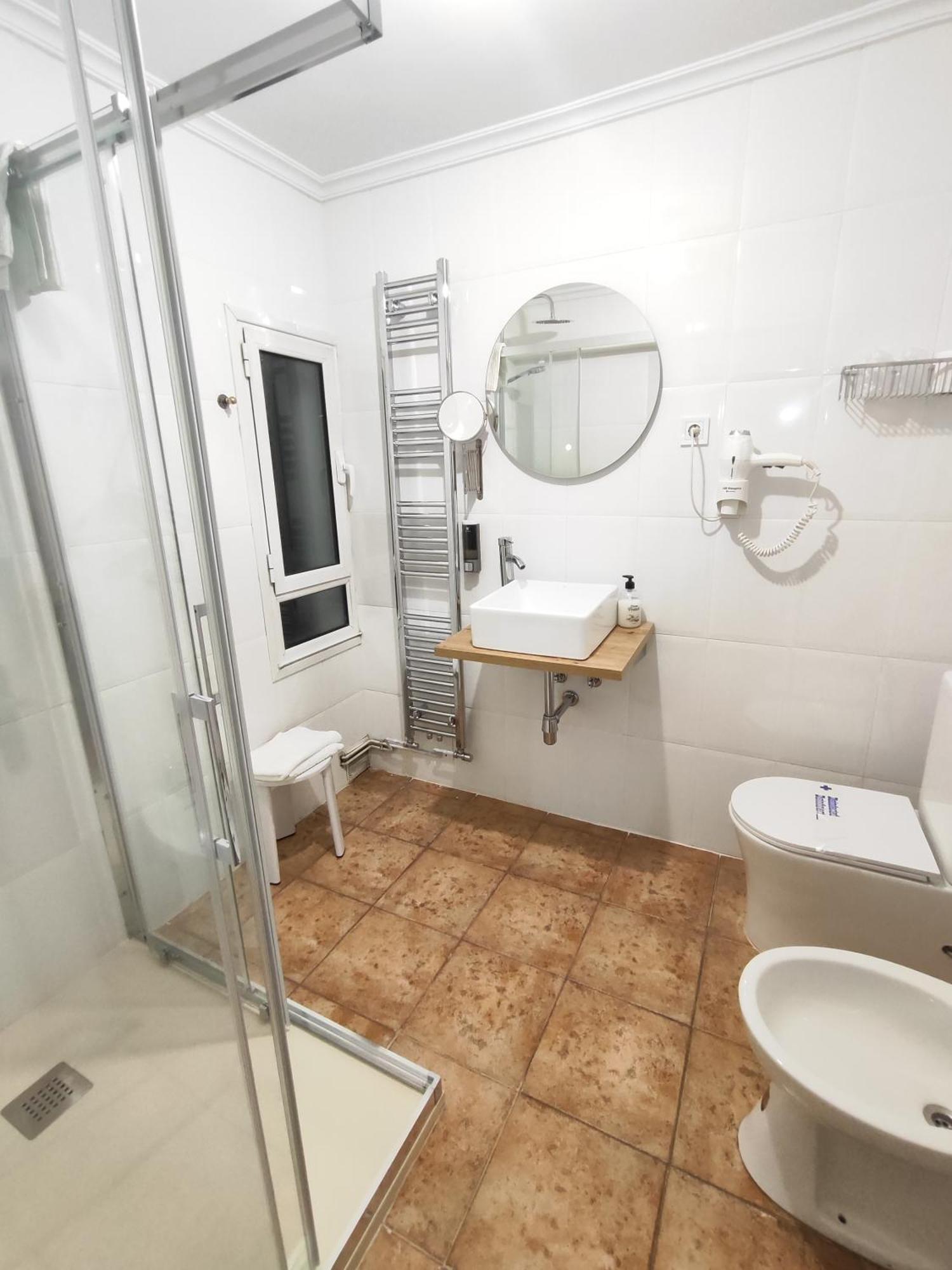 Hostal Lucy Santander Exterior foto